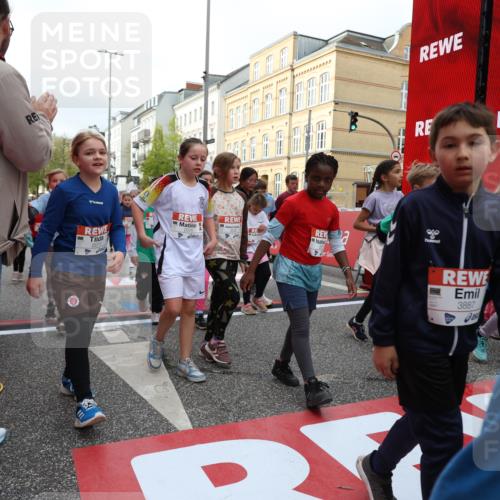 25.04.2026 - Das Zehntel Strokosch-Dieckow http://msf.ph/oto/9625227 25.04.2026 08:57:48 Ziel 1088, 1191, 1192, 1292, 1397, 1747, 2020, 2038, 2070, 2073, 2253, 2405, 2436, 2438, 2444, 2462, 2480, 2523, 2621, 2747, 2749, 2941, 2951, 2953, 2963, 3005, 3193, 3254, 3315, 3444, 3812, 3884, 3887, 3966, 3972, 4033, 4034 meine-sportfotos.de