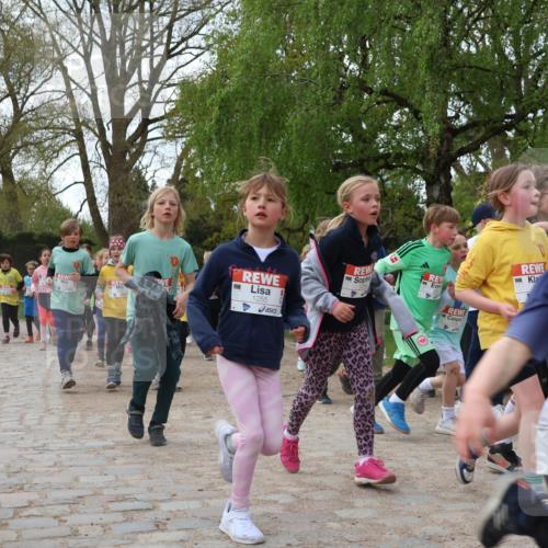 25.04.2026 - Das Zehntel Zöllner http://msf.ph/oto/9625278 25.04.2026 07:44:21 Laufen 2848, 1255 meine-sportfotos.de