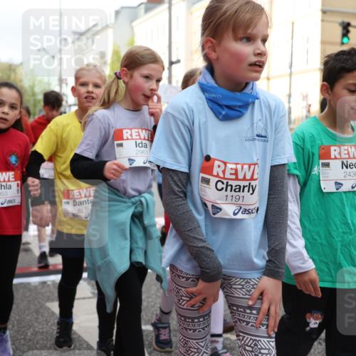 25.04.2026 - Das Zehntel Strokosch-Dieckow http://msf.ph/oto/9625297 25.04.2026 08:57:51 Ziel 1088, 1189, 1191, 1192, 1196, 1292, 1468, 1747, 2038, 2070, 2073, 2405, 2436, 2444, 2446, 2479, 2480, 2486, 2523, 2621, 2664, 2749, 2941, 2953, 2963, 3195, 3211, 3254, 3444, 3515, 3884, 3887, 3966, 3972, 4033, 4034 meine-sportfotos.de