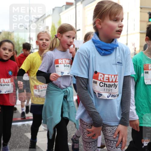 25.04.2026 - Das Zehntel Strokosch-Dieckow http://msf.ph/oto/9625304 25.04.2026 08:57:51 Ziel 1088, 1189, 1191, 1192, 1196, 1292, 1468, 1747, 2038, 2070, 2073, 2405, 2436, 2444, 2446, 2479, 2480, 2486, 2523, 2621, 2664, 2749, 2941, 2953, 2963, 3195, 3211, 3254, 3444, 3515, 3884, 3887, 3966, 3972, 4033, 4034 meine-sportfotos.de