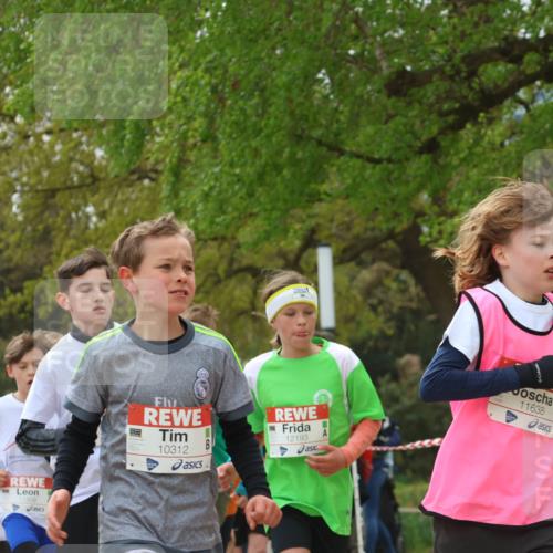 25.04.2026 - Das Zehntel Zöllner http://msf.ph/oto/9625358 25.04.2026 11:40:35 Laufen 11509, 10312, 12193, 11638, 11021 meine-sportfotos.de