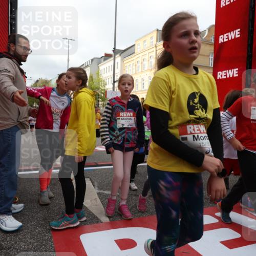 25.04.2026 - Das Zehntel Strokosch-Dieckow http://msf.ph/oto/9625407 25.04.2026 08:57:59 Ziel 1035, 1052, 1176, 1182, 1271, 1290, 1338, 1573, 1579, 1580, 1582, 1585, 1654, 1763, 1820, 1826, 1895, 1909, 2026, 2562, 2583, 2734, 2737, 2753, 2755, 2762, 2852, 3655, 3660, 3730, 3939, 3944, 4018, 4064, 4065, 4072 meine-sportfotos.de
