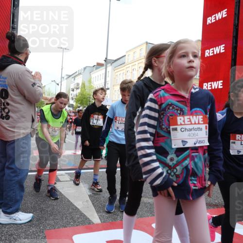 25.04.2026 - Das Zehntel Strokosch-Dieckow http://msf.ph/oto/9625446 25.04.2026 08:58:03 Ziel 1176, 1182, 1271, 1290, 1339, 1654, 1763, 1820, 1895, 1909, 1924, 1946, 1986, 1991, 2550, 2753, 2755, 2762, 2819, 2852, 2920, 3038, 3064, 3226, 3256, 3456, 3655, 3660, 3730, 3938, 3944, 4018 meine-sportfotos.de