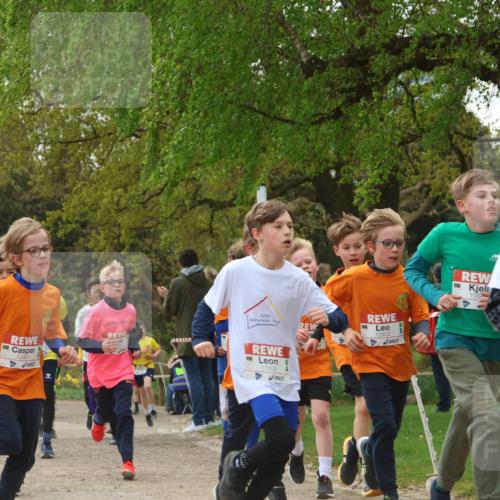 25.04.2026 - Das Zehntel Zöllner http://msf.ph/oto/9625448 25.04.2026 11:40:36 Laufen 12401, 15, 11509, 12402, 106, 11085 meine-sportfotos.de