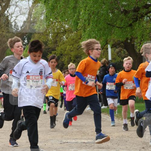 25.04.2026 - Das Zehntel Zöllner http://msf.ph/oto/9625490 25.04.2026 11:40:37 Laufen 11840, 11506, 4, 11509, 100 meine-sportfotos.de