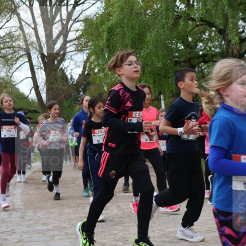 25.04.2026 - Das Zehntel Zöllner http://msf.ph/oto/9625510 25.04.2026 07:44:33 Laufen 1752 meine-sportfotos.de