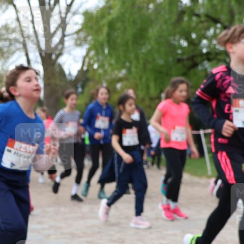 25.04.2026 - Das Zehntel Zöllner http://msf.ph/oto/9625515 25.04.2026 07:44:34 Laufen  meine-sportfotos.de