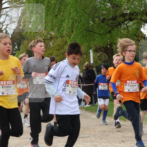 25.04.2026 - Das Zehntel Zöllner http://msf.ph/oto/9625517 25.04.2026 11:40:37 Laufen 11840, 11527, 393, 11506, 1240, 389, 12401 meine-sportfotos.de