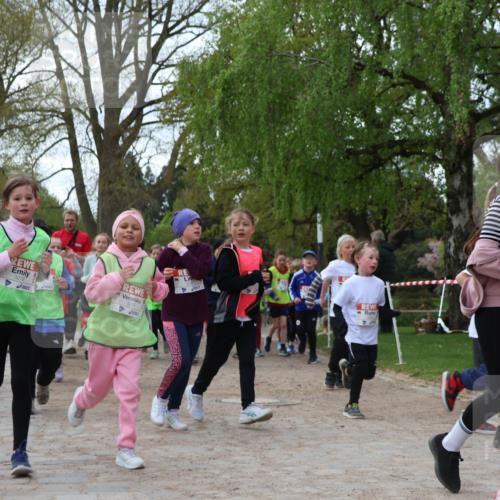 25.04.2026 - Das Zehntel Zöllner http://msf.ph/oto/9625548 25.04.2026 07:44:36 Laufen 3278, 3291, 3833 meine-sportfotos.de