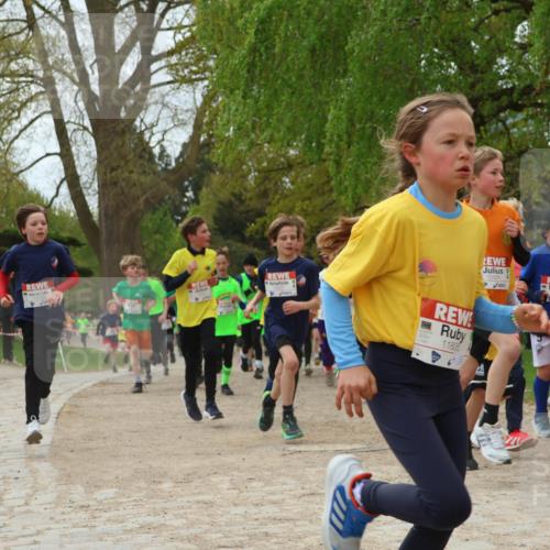 25.04.2026 - Das Zehntel Zöllner http://msf.ph/oto/9625585 25.04.2026 11:40:38 Laufen 11835, 12426, 18 meine-sportfotos.de