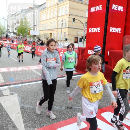 25.04.2026 - Das Zehntel Strokosch-Dieckow http://msf.ph/oto/9625606 25.04.2026 08:58:14 Ziel 1075, 1188, 1556, 1674, 1725, 1741, 1748, 1896, 1965, 1988, 2028, 2258, 2311, 2477, 2489, 2908, 2917, 3324, 3581, 3666, 4056 meine-sportfotos.de
