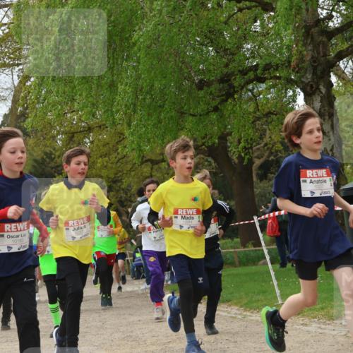 25.04.2026 - Das Zehntel Zöllner http://msf.ph/oto/9625648 25.04.2026 11:40:39 Laufen 10183, 12301, 12314, 10237 meine-sportfotos.de