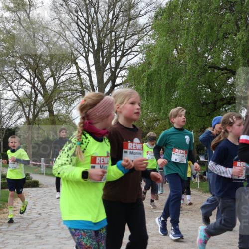 25.04.2026 - Das Zehntel Zöllner http://msf.ph/oto/9625666 25.04.2026 07:44:43 Laufen 3700, 1630 meine-sportfotos.de