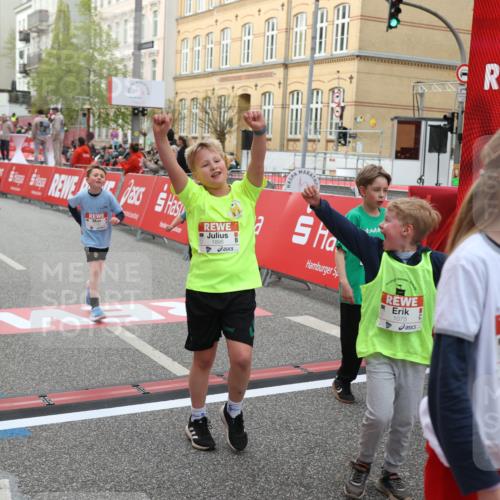 25.04.2026 - Das Zehntel Strokosch-Dieckow http://msf.ph/oto/9625669 25.04.2026 08:58:16 Ziel 1075, 1188, 1556, 1674, 1896, 1988, 2028, 2205, 2311, 2477, 2489, 2662, 2908, 3187, 3324, 3705 meine-sportfotos.de