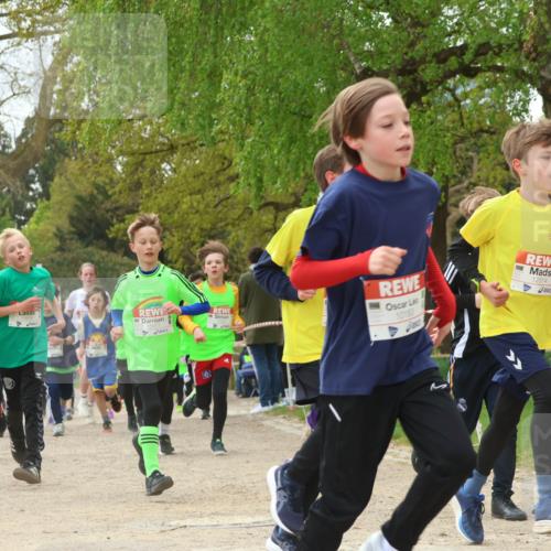 25.04.2026 - Das Zehntel Zöllner http://msf.ph/oto/9625673 25.04.2026 11:40:40 Laufen 10641, 10639, 10183, 2510, 12314 meine-sportfotos.de