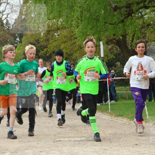 25.04.2026 - Das Zehntel Zöllner http://msf.ph/oto/9625731 25.04.2026 11:40:40 Laufen 10641, 3, 11011, 12129 meine-sportfotos.de
