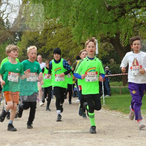 25.04.2026 - Das Zehntel Zöllner http://msf.ph/oto/9625736 25.04.2026 11:40:40 Laufen 10641, 10639, 11037, 11011, 12129 meine-sportfotos.de