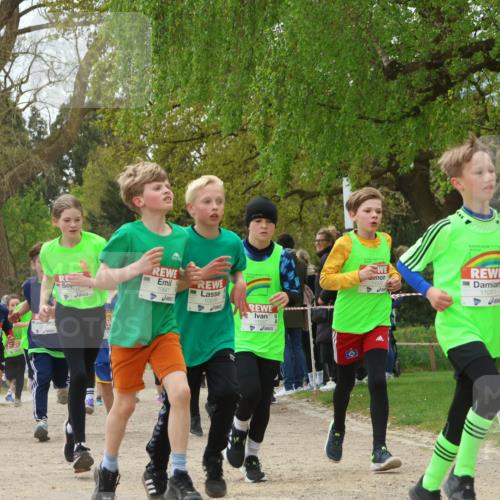 25.04.2026 - Das Zehntel Zöllner http://msf.ph/oto/9625759 25.04.2026 11:40:41 Laufen 10641, 10639, 11037, 11011 meine-sportfotos.de