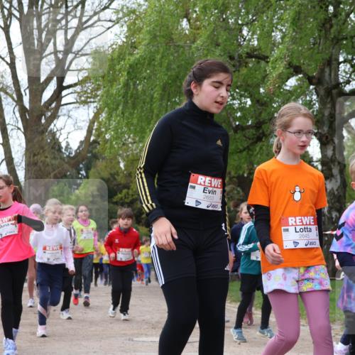 25.04.2026 - Das Zehntel Zöllner http://msf.ph/oto/9625762 25.04.2026 07:44:49 Laufen 3374, 2653, 2645, 1905 meine-sportfotos.de