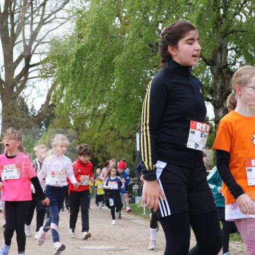 25.04.2026 - Das Zehntel Zöllner http://msf.ph/oto/9625774 25.04.2026 07:44:49 Laufen 265, 2645 meine-sportfotos.de