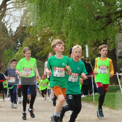 25.04.2026 - Das Zehntel Zöllner http://msf.ph/oto/9625780 25.04.2026 11:40:41 Laufen 10641, 10639, 11033 meine-sportfotos.de