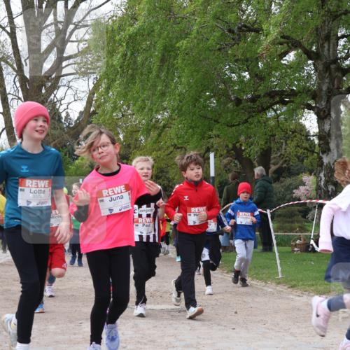 25.04.2026 - Das Zehntel Zöllner http://msf.ph/oto/9625793 25.04.2026 07:44:50 Laufen 3374, 3371 meine-sportfotos.de