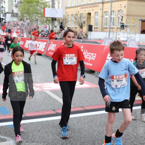 25.04.2026 - Das Zehntel Strokosch-Dieckow http://msf.ph/oto/9625796 25.04.2026 08:58:18 Ziel 1075, 1188, 1668, 1896, 2205, 2477, 2489, 2662, 2908, 3187, 3324, 3705, 3758 meine-sportfotos.de