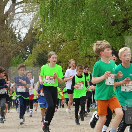 25.04.2026 - Das Zehntel Zöllner http://msf.ph/oto/9625801 25.04.2026 11:40:42 Laufen 4, 4, 12734, 1064, 10639, 11033 meine-sportfotos.de