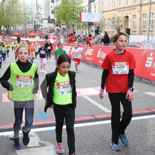 25.04.2026 - Das Zehntel Strokosch-Dieckow http://msf.ph/oto/9625815 25.04.2026 08:58:19 Ziel 1075, 1188, 1668, 1896, 2205, 2477, 2662, 2908, 3187, 3473, 3499, 3591, 3705, 3758 meine-sportfotos.de
