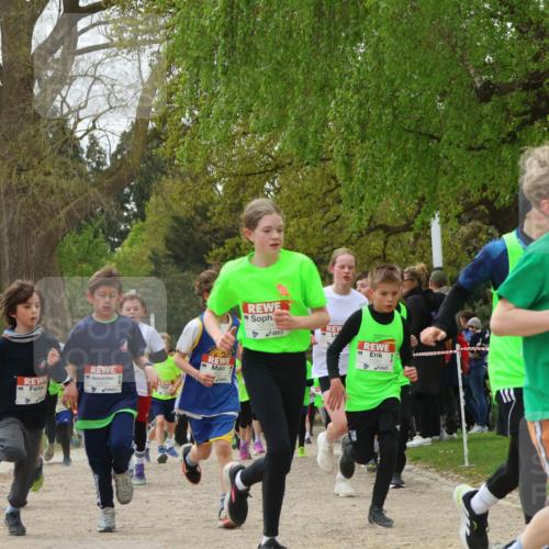 25.04.2026 - Das Zehntel Zöllner http://msf.ph/oto/9625817 25.04.2026 11:40:42 Laufen 10224, 30, 12734, 11041, 1064 meine-sportfotos.de