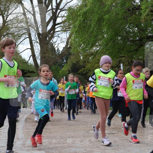 25.04.2026 - Das Zehntel Zöllner http://msf.ph/oto/9625819 25.04.2026 07:44:52 Laufen 3191 meine-sportfotos.de