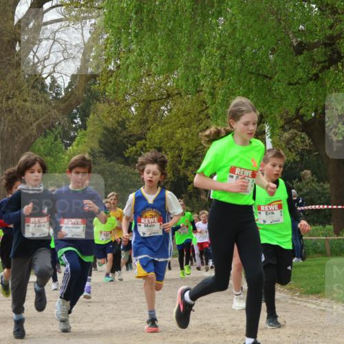 25.04.2026 - Das Zehntel Zöllner http://msf.ph/oto/9625841 25.04.2026 11:40:42 Laufen 10020, 11041 meine-sportfotos.de