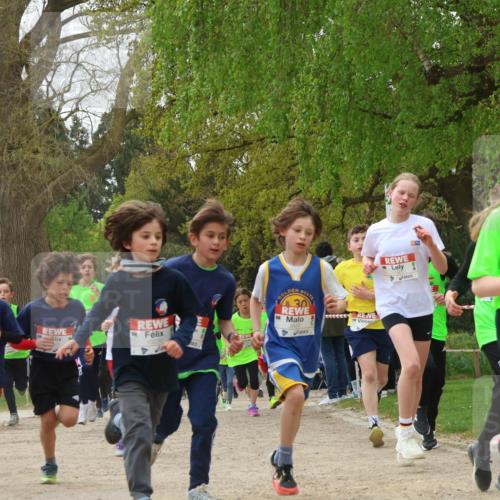 25.04.2026 - Das Zehntel Zöllner http://msf.ph/oto/9625877 25.04.2026 11:40:43 Laufen 10020, 10230, 3920, 12734 meine-sportfotos.de