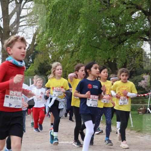25.04.2026 - Das Zehntel Zöllner http://msf.ph/oto/9625884 25.04.2026 07:44:56 Laufen 3955, 2744, 1839 meine-sportfotos.de