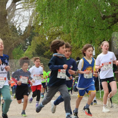 25.04.2026 - Das Zehntel Zöllner http://msf.ph/oto/9625895 25.04.2026 11:40:43 Laufen 10020, 1094, 1023, 11041 meine-sportfotos.de