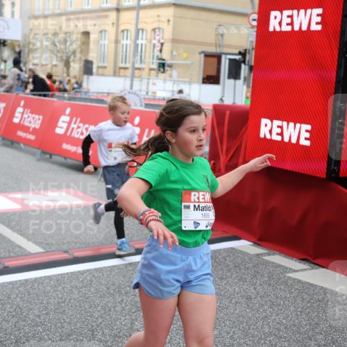 25.04.2026 - Das Zehntel Strokosch-Dieckow http://msf.ph/oto/9625896 25.04.2026 08:58:21 Ziel 1188, 1244, 1255, 1571, 1588, 1668, 1757, 1896, 2205, 2477, 2662, 2773, 2790, 3187, 3276, 3473, 3499, 3591, 3705, 3758, 3855 meine-sportfotos.de