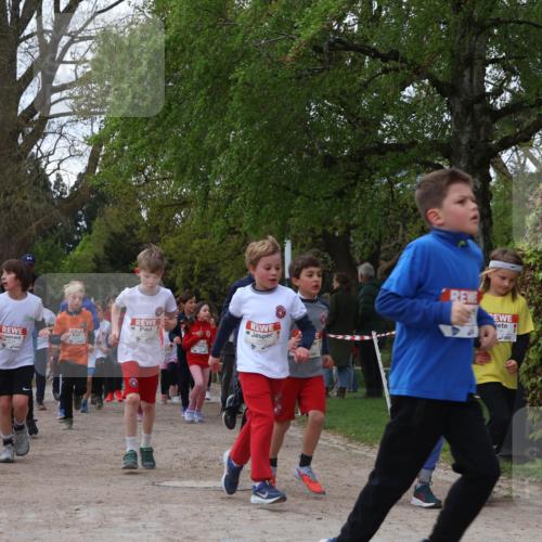 25.04.2026 - Das Zehntel Zöllner http://msf.ph/oto/9625905 25.04.2026 07:44:57 Laufen 5, 0, 2744 meine-sportfotos.de