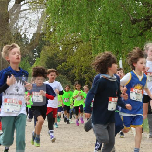 25.04.2026 - Das Zehntel Zöllner http://msf.ph/oto/9625912 25.04.2026 11:40:43 Laufen 10020, 10188, 1192 meine-sportfotos.de
