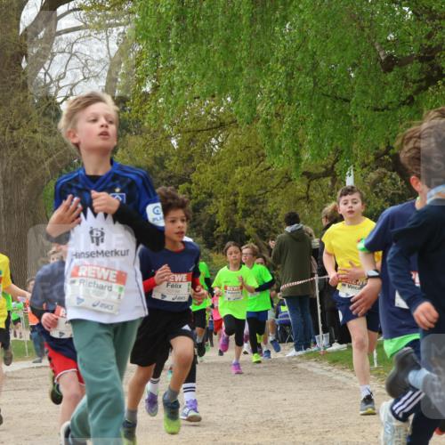 25.04.2026 - Das Zehntel Zöllner http://msf.ph/oto/9625933 25.04.2026 11:40:43 Laufen 10020, 10188, 30, 3920, 1023 meine-sportfotos.de