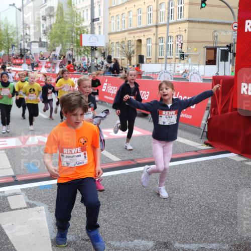 25.04.2026 - Das Zehntel Strokosch-Dieckow http://msf.ph/oto/9625946 25.04.2026 08:58:22 Ziel 1188, 1244, 1255, 1571, 1588, 1668, 1673, 1757, 1967, 1972, 2205, 2216, 2662, 2773, 2790, 3187, 3276, 3473, 3499, 3591, 3705, 3758, 3855, 3898 meine-sportfotos.de