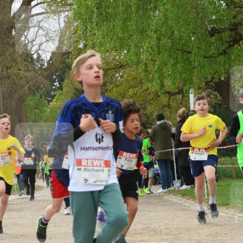 25.04.2026 - Das Zehntel Zöllner http://msf.ph/oto/9625948 25.04.2026 11:40:44 Laufen 10020, 10188, 102 meine-sportfotos.de