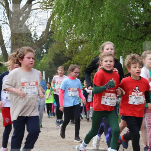25.04.2026 - Das Zehntel Zöllner http://msf.ph/oto/9626000 25.04.2026 07:45:14 Laufen 05, 2561 meine-sportfotos.de