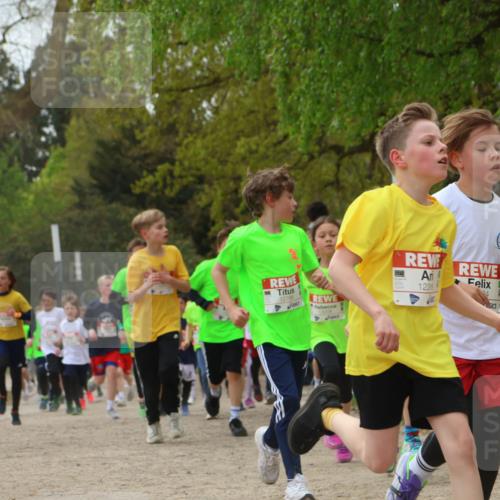 25.04.2026 - Das Zehntel Zöllner http://msf.ph/oto/9626013 25.04.2026 11:40:45 Laufen 12786, 13008, 123 meine-sportfotos.de