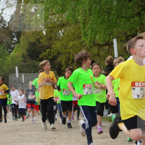 25.04.2026 - Das Zehntel Zöllner http://msf.ph/oto/9626020 25.04.2026 11:40:45 Laufen 12786, 123 meine-sportfotos.de