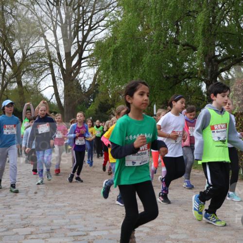 25.04.2026 - Das Zehntel Zöllner http://msf.ph/oto/9626096 25.04.2026 07:45:37 Laufen 1093, 2379 meine-sportfotos.de
