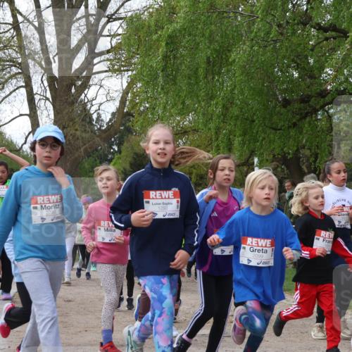 25.04.2026 - Das Zehntel Zöllner http://msf.ph/oto/9626169 25.04.2026 07:45:38 Laufen 3790, 3765, 1293, 4, 3679, 2099, 1656 meine-sportfotos.de