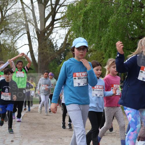 25.04.2026 - Das Zehntel Zöllner http://msf.ph/oto/9626220 25.04.2026 07:45:39 Laufen 2, 3790, 3778, 3765, 1293 meine-sportfotos.de