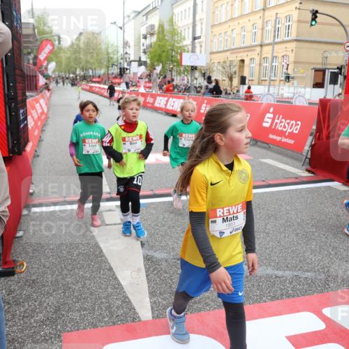 25.04.2026 - Das Zehntel Strokosch-Dieckow http://msf.ph/oto/9626228 25.04.2026 08:58:28 Ziel 1244, 1255, 1455, 1571, 1588, 1673, 1754, 1757, 1938, 1951, 1967, 1972, 2185, 2216, 2288, 2289, 2416, 2423, 2428, 2773, 2790, 2853, 3160, 3276, 3795, 3846, 3855, 3898, 4029 meine-sportfotos.de