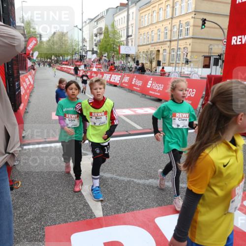 25.04.2026 - Das Zehntel Strokosch-Dieckow http://msf.ph/oto/9626267 25.04.2026 08:58:29 Ziel 1455, 1571, 1588, 1673, 1754, 1938, 1951, 1967, 1972, 2185, 2216, 2288, 2289, 2416, 2423, 2428, 2773, 2790, 2853, 3160, 3276, 3795, 3846, 3898, 4029 meine-sportfotos.de
