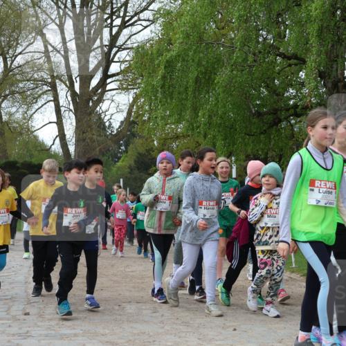 25.04.2026 - Das Zehntel Zöllner http://msf.ph/oto/9626336 25.04.2026 07:45:43 Laufen 3321 meine-sportfotos.de